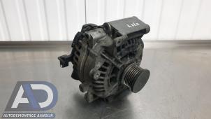 Gebruikte Dynamo Mercedes E Combi (S211) 2.7 E-270 CDI 20V Prijs € 74,99 Margeregeling aangeboden door Autodemontage Aandijk