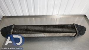 Gebruikte Intercooler Mercedes E Combi (S211) 2.7 E-270 CDI 20V Prijs € 34,99 Margeregeling aangeboden door Autodemontage Aandijk
