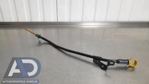Gebruikte Olie Peilstok Citroen C3 (SX/SW) 1.2 Vti 12V PureTech Prijs € 24,99 Margeregeling aangeboden door Autodemontage Aandijk