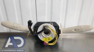 Gebruikte Stuurkolomschakelaar Fiat 500 (312) 0.9 TwinAir 85 Prijs € 74,99 Margeregeling aangeboden door Autodemontage Aandijk