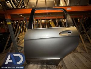 Gebruikte Portier 4Deurs links-achter Mercedes A (W169) 2.0 A-200 5-Drs. Prijs € 99,99 Margeregeling aangeboden door Autodemontage Aandijk