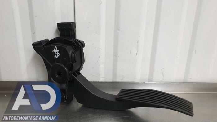 Gebruikte Gaspedaalpositie Sensor Opel Zafira Tourer (P12) 2.0 CDTI 16V 170 Ecotec Prijs € 29,99 Margeregeling aangeboden door Autodemontage Aandijk