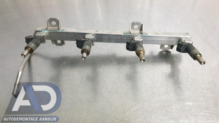 Gebruikte Verstuiver brug BMW 3 serie (E90) 320i 16V Prijs € 49,99 Margeregeling aangeboden door Autodemontage Aandijk