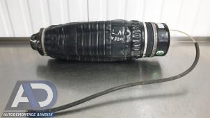 Gebruikte Luchtbalg Mercedes E Combi (S211) 2.7 E-270 CDI 20V Prijs € 99,99 Margeregeling aangeboden door Autodemontage Aandijk