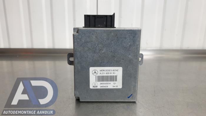 Gebruikte Telefoon Module Mercedes E Combi (S211) 2.7 E-270 CDI 20V Prijs € 24,99 Margeregeling aangeboden door Autodemontage Aandijk