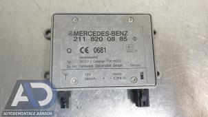 Gebruikte Antenne Versterker Mercedes E Combi (S211) 2.7 E-270 CDI 20V Prijs € 19,99 Margeregeling aangeboden door Autodemontage Aandijk