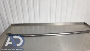 Gebruikte Sierstrip Mini Mini (F56) 1.5 12V Cooper Prijs € 39,99 Margeregeling aangeboden door Autodemontage Aandijk