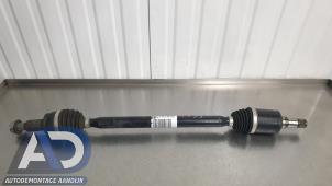 Gebruikte Aandrijfas rechts-achter Landrover Discovery Sport (LC) 2.0 TD4 180 16V Prijs € 249,99 Margeregeling aangeboden door Autodemontage Aandijk