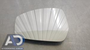 Gebruikte Spiegelglas links Landrover Discovery Sport (LC) 2.0 TD4 180 16V Prijs € 29,99 Margeregeling aangeboden door Autodemontage Aandijk