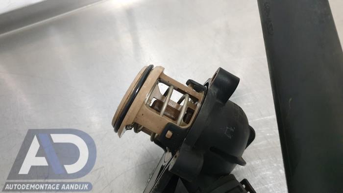 Thermostaat van een Audi A6 (C6) 2.8 V6 24V FSI 2011