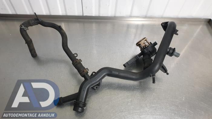 Thermostaat van een Audi A6 (C6) 2.8 V6 24V FSI 2011