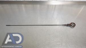 Gebruikte Olie Peilstok Volkswagen Golf VI (5K1) 1.2 TSI BlueMotion Prijs € 9,99 Margeregeling aangeboden door Autodemontage Aandijk