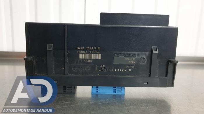 Gebruikte Bodycontrol Module BMW 1 serie (E81) 120i 16V Prijs € 49,99 Margeregeling aangeboden door Autodemontage Aandijk