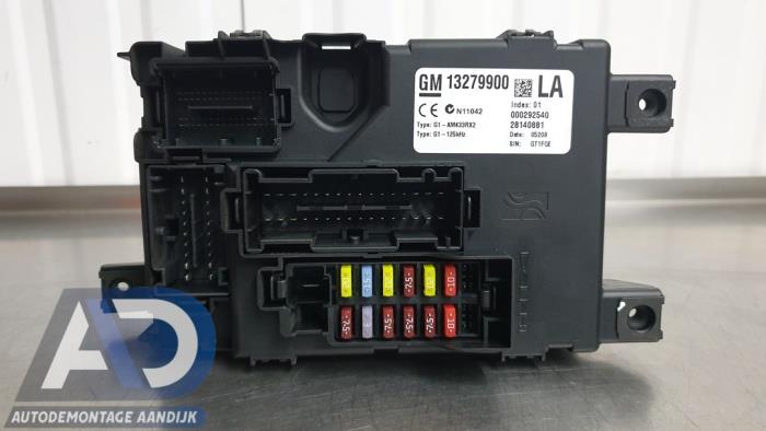 Gebruikte Computer Body Control Opel Corsa D 1.4 16V Twinport Prijs € 59,99 Margeregeling aangeboden door Autodemontage Aandijk