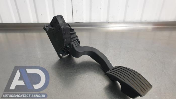 Gebruikte Gaspedaalpositie Sensor Opel Corsa D 1.4 16V Twinport Prijs € 14,99 Margeregeling aangeboden door Autodemontage Aandijk