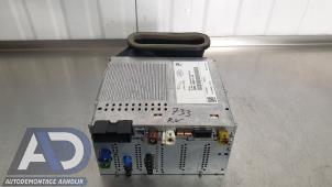 Gebruikte Display Multi Media regelunit Landrover Discovery Sport (LC) 2.0 TD4 180 16V Prijs op aanvraag aangeboden door Autodemontage Aandijk