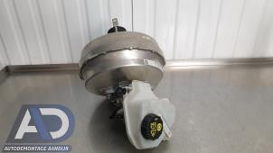 Gebruikte Rembooster Landrover Discovery Sport (LC) 2.0 TD4 180 16V Prijs op aanvraag aangeboden door Autodemontage Aandijk