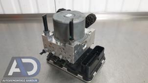 Gebruikte ABS Pomp Landrover Discovery Sport (LC) 2.0 TD4 180 16V Prijs € 299,99 Margeregeling aangeboden door Autodemontage Aandijk