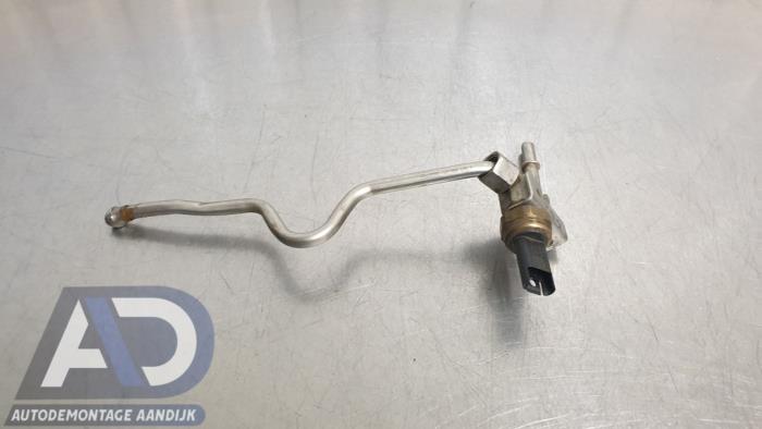 Brandstofdruk sensor van een BMW 1 serie (E81) 120i 16V 2009