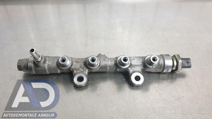 Gebruikte Injector brug Opel Vivaro 1.5 CDTI 102 Prijs € 48,39 Inclusief btw aangeboden door Autodemontage Aandijk