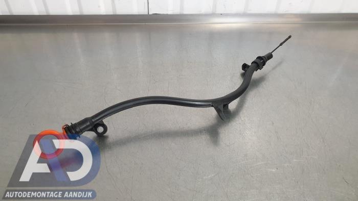 Gebruikte Olie Peilstok Volkswagen Passat Variant (365) 2.0 TDI 16V 140 Prijs € 24,99 Margeregeling aangeboden door Autodemontage Aandijk
