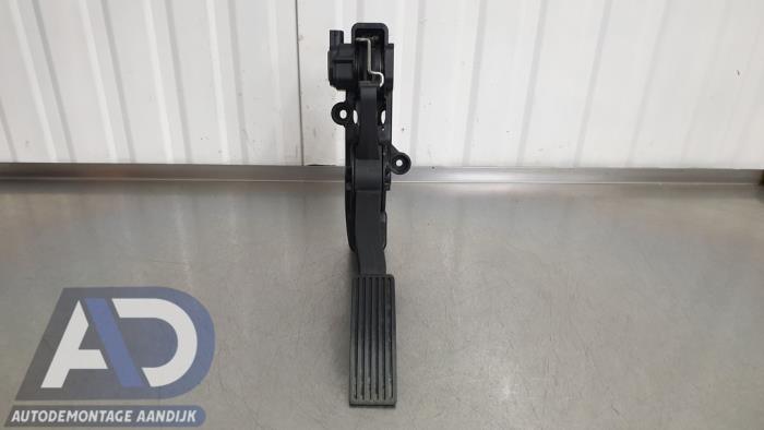 Gebruikte Sensor Gaspedaalpositie Mercedes A (W169) 1.5 A-150 5-Drs. Prijs € 19,99 Margeregeling aangeboden door Autodemontage Aandijk