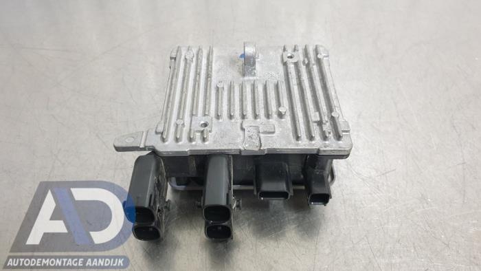 Gebruikte Computer Stuurbekrachtiging Renault Twingo III (AH) 1.0 SCe 65 12V Prijs € 99,99 Margeregeling aangeboden door Autodemontage Aandijk