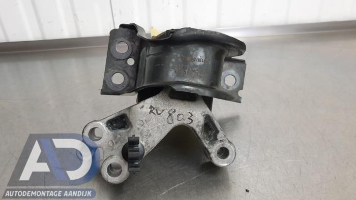 Gebruikte Motorsteun Renault Captur I (2R) 1.2 TCE 16V EDC Prijs € 24,99 Margeregeling aangeboden door Autodemontage Aandijk