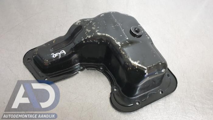 Gebruikte Carterpan Citroen C4 Cactus (0B/0P) 1.2 PureTech 82 12V Prijs € 19,99 Margeregeling aangeboden door Autodemontage Aandijk