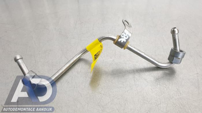 Gebruikte Brandstofleiding Opel Astra K Sports Tourer 1.0 Turbo 12V Prijs € 24,99 Margeregeling aangeboden door Autodemontage Aandijk