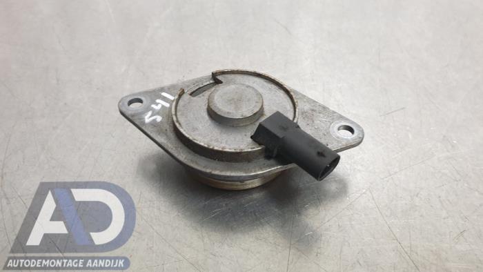 Gebruikte Nokkenas Verstelling Opel Meriva (B) 1.4 Turbo 16V ecoFLEX Prijs € 19,99 Margeregeling aangeboden door Autodemontage Aandijk