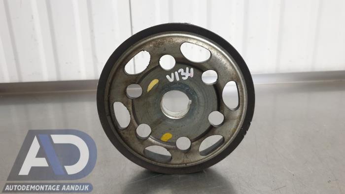 Gebruikte Krukas Poelie Toyota Aygo (B10) 1.0 12V VVT-i Prijs € 29,99 Margeregeling aangeboden door Autodemontage Aandijk