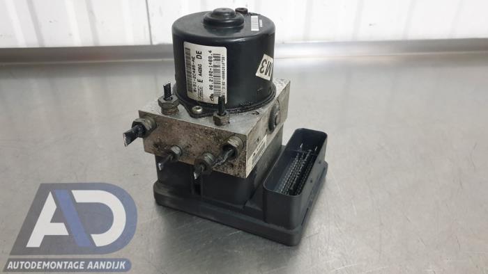 Gebruikte ABS Pomp Ford Fiesta 6 (JA8) 1.6 TDCi 16V 90 Prijs € 49,99 Margeregeling aangeboden door Autodemontage Aandijk