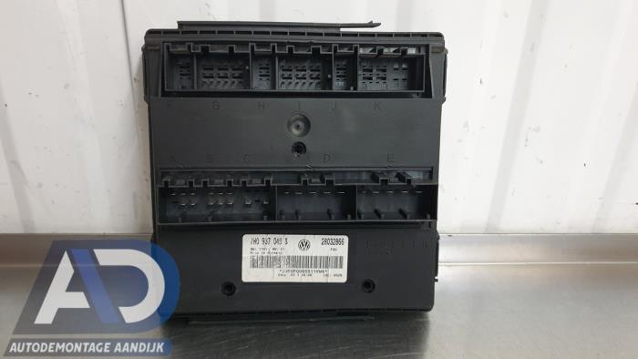 Gebruikte Computer Body Control Volkswagen Transporter/Caravelle T5 1.9 TDi Prijs € 134,99 Margeregeling aangeboden door Autodemontage Aandijk