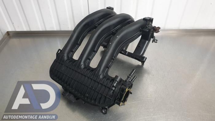Gebruikte Spruitstuk Inlaat Citroen C3 (SX/SW) 1.2 Vti 12V PureTech Prijs € 49,99 Margeregeling aangeboden door Autodemontage Aandijk