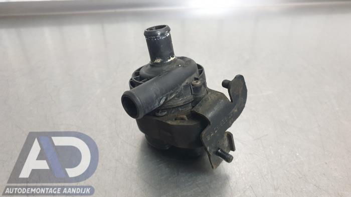 Gebruikte Waterpomp Mercedes E Combi (S211) 3.0 E-280 CDI V6 24V Prijs € 24,99 Margeregeling aangeboden door Autodemontage Aandijk