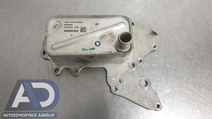 Gebruikte Oliekoeler Opel Zafira Tourer (P12) 2.0 CDTI 16V 170 Ecotec Prijs € 29,99 Margeregeling aangeboden door Autodemontage Aandijk