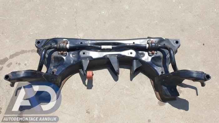 Gebruikte Subframe Ford Fiesta 7 1.1 Ti-VCT 12V 70 Prijs € 99,99 Margeregeling aangeboden door Autodemontage Aandijk