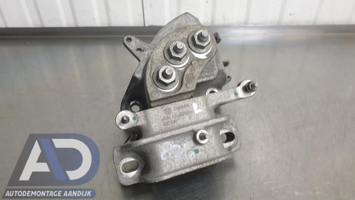 Gebruikte Motorsteun Ford Fiesta 7 1.1 Ti-VCT 12V 70 Prijs € 34,99 Margeregeling aangeboden door Autodemontage Aandijk