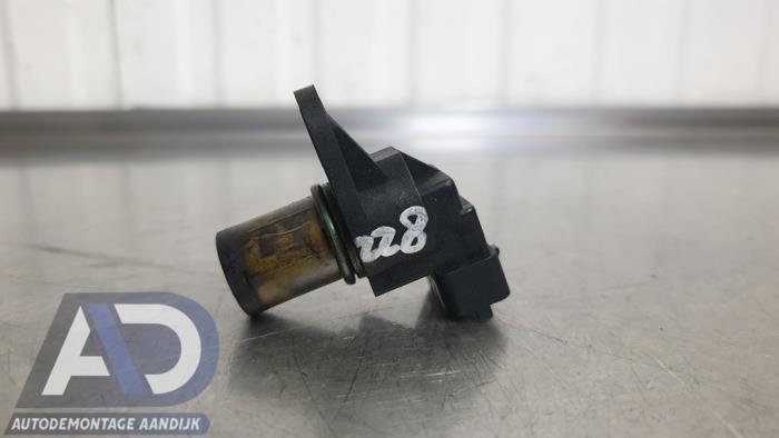 Gebruikte Nokkenas Sensor Mercedes E Combi (S211) 3.0 E-280 CDI V6 24V Prijs € 14,99 Margeregeling aangeboden door Autodemontage Aandijk