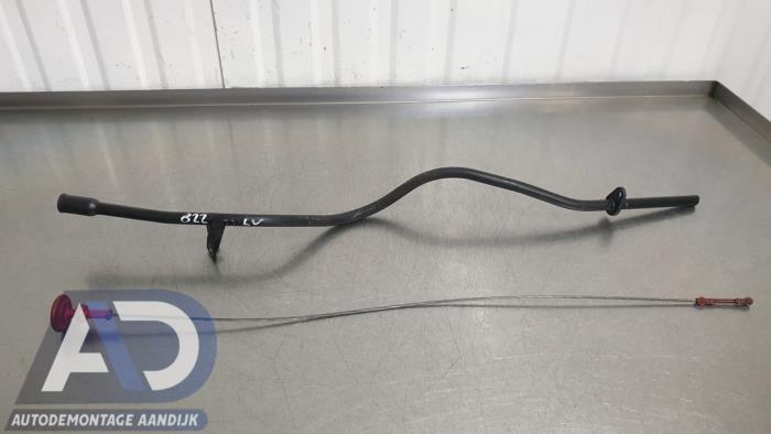 Gebruikte Peilstok Olie Mercedes E Combi (S211) 3.0 E-280 CDI V6 24V Prijs € 29,99 Margeregeling aangeboden door Autodemontage Aandijk