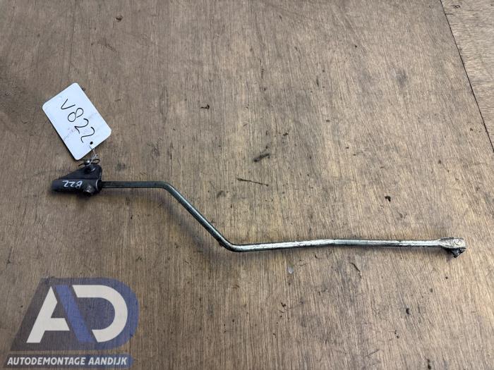 Gebruikte Schakelstang Mercedes E Combi (S211) 3.0 E-280 CDI V6 24V Prijs € 19,99 Margeregeling aangeboden door Autodemontage Aandijk