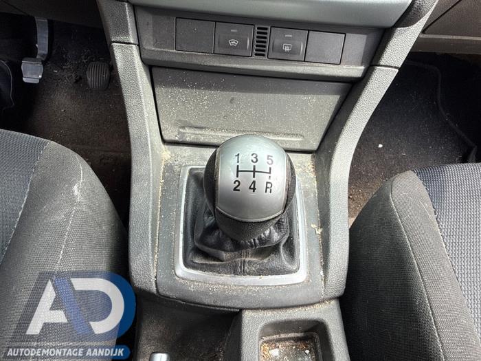 Gebruikte Pook Ford Focus 2 2.0 16V Prijs op aanvraag aangeboden door Autodemontage Aandijk