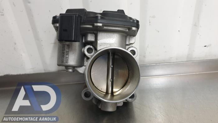 Gebruikte Gasklephuis Ford Kuga II (DM2) 1.5 EcoBoost 16V 182 4x4 Prijs € 39,99 Margeregeling aangeboden door Autodemontage Aandijk
