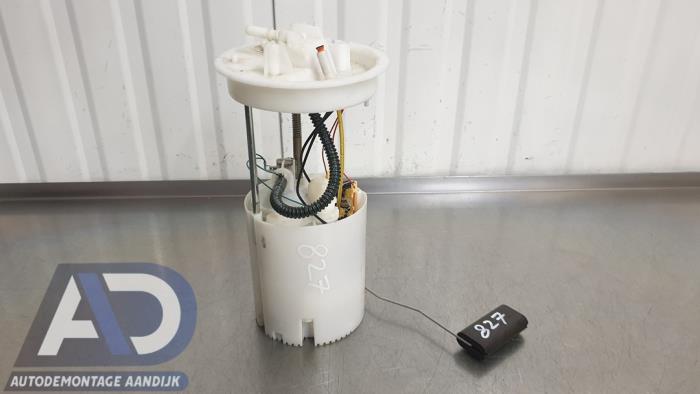 Gebruikte Tank element Pomp Ford Kuga II (DM2) 1.5 EcoBoost 16V 182 4x4 Prijs € 49,99 Margeregeling aangeboden door Autodemontage Aandijk