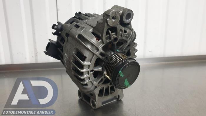 Gebruikte Dynamo Ford Kuga II (DM2) 1.5 EcoBoost 16V 182 4x4 Prijs € 49,99 Margeregeling aangeboden door Autodemontage Aandijk