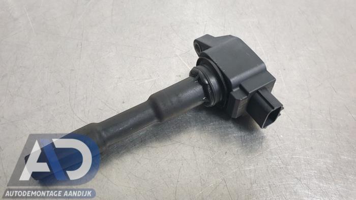 Gebruikte Pen Bobine Renault Captur I (2R) 1.2 TCE 16V EDC Prijs € 9,99 Margeregeling aangeboden door Autodemontage Aandijk