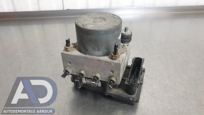 Gebruikte ABS Pomp Mitsubishi Colt (Z2/Z3) 1.3 16V Prijs € 49,99 Margeregeling aangeboden door Autodemontage Aandijk