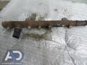 Gebruikte Injector brug Renault Megane II Grandtour (KM) 1.9 dCi 120 Prijs € 39,99 Margeregeling aangeboden door Autodemontage Aandijk