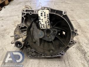 Gebruikte Versnellingsbak Peugeot 307 (3A/C/D) 1.6 HDiF 16V Prijs € 149,99 Margeregeling aangeboden door Autodemontage Aandijk
